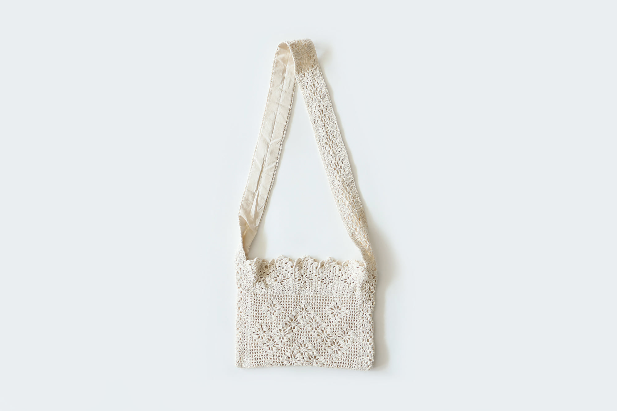 GASA*  Knit Lace Shoulder Bag